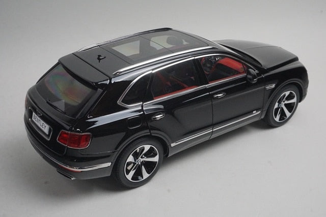 KS08376E KYOSHO 1:18 08921NX Bentley Bentayga Onyx