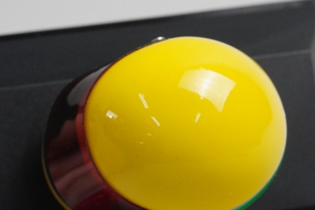 1:43 MINICHAMPS 540381115 Helmet 1981 Ayrton Senna model car