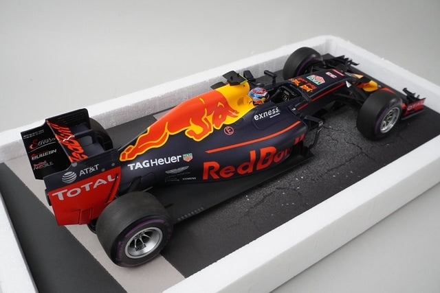 1:18 MINICHAMPS 147160433 ck-modelcars Red Bull Racing Tag Heuer RB12 Monaco GP 2016 model car