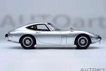 79548 AUTOart 1:18 Toyota 2000GT 1967 Silver model car