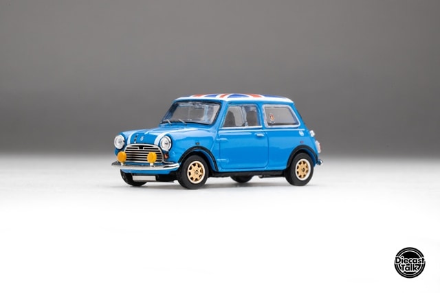 DTGSPC5 GCD Gaincorp Products 1:64 Austin Mini 1000 DiecastTalk model car