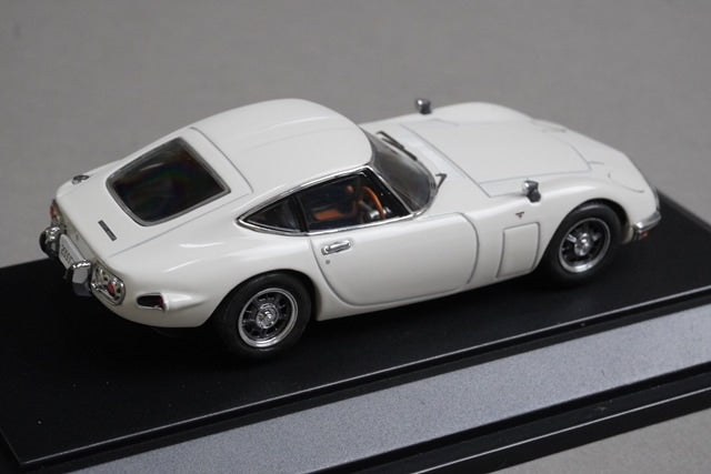 1:43 EBBRO 43500 Toyota 2000GT Late Model 1968 model car