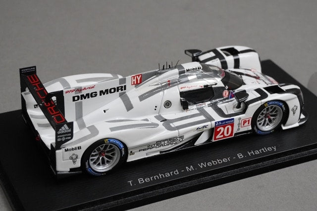 1:43 SPARK S4209 Porsche 919 Hybrid Le Mans 2014 #20 model car