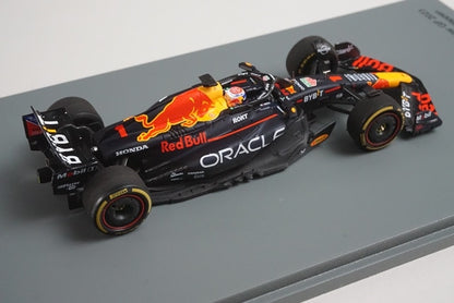 1:43 SPARK S8919 Oracle Red Bull Racing RB19 Qatar GP 2023 #1 M. Verstappen model car