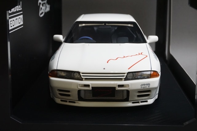 1:18 ignition model IG0672 Boost Gear Custom Nissan Skyline GT-R Mine's White model car