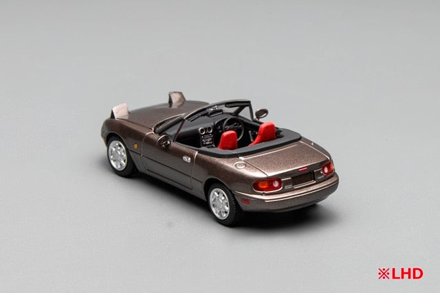 [ Pre-order ] M60207L MOTORHELIX 1:64 Mazda MX-5 Miata (NA) Left-Hand Drive Metallic Brown