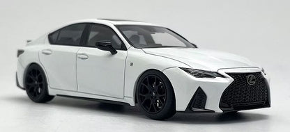 KS03932W KYOSHO 1:43 Lexus IS500 F Sport Performance Climax Edition (White Nova Glass Flake) Hobby Show Display Item