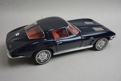 1:18 AUTOart 71181 Chevrolet Corvette Coupe 1963 Daytona Blue