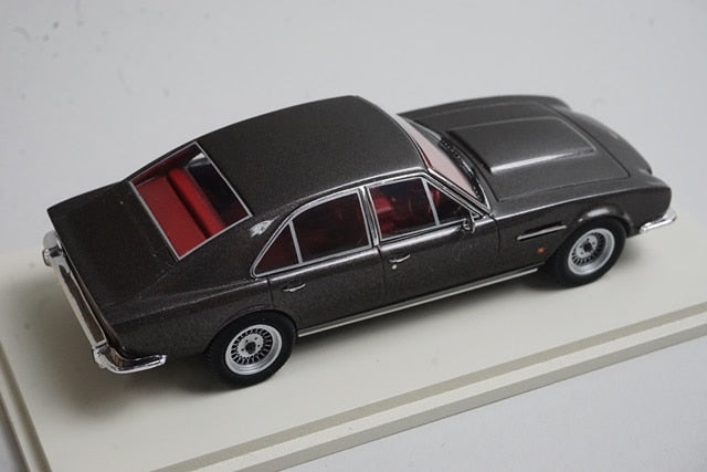 1:43 SPARK S2408 Aston Martin Lagonda 1974 model car