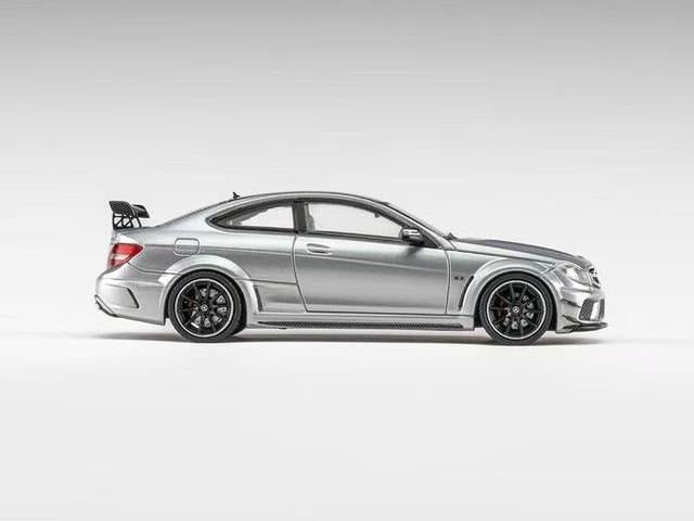 [ Pre-order ] Classic Garage 1:64 C63 BS Version Silver