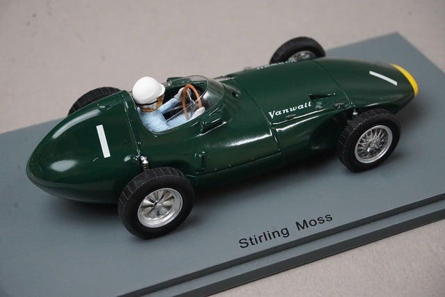1:43 SPARK S4870 Vanwall VW5 Dutch Grand Prix Winner 1958 #1 S. Moss model car