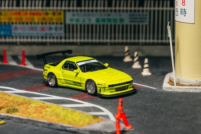 [ Pre-order ] T64R-066-YL Tarmac Works 1:64 Pandem Mazda RX-7 FC3S Yellow