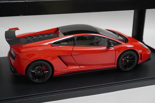 1:18 AUTOart 74691 Lamborghini Gallardo LP570 Super Trofeo Stradale Red model car