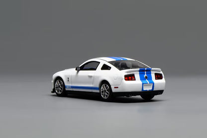 [ Pre-order ] GL-1251005C MOTORHELIX 1:64 Ford Mustang Shelby GT500 2007 White Blue Double Stripes