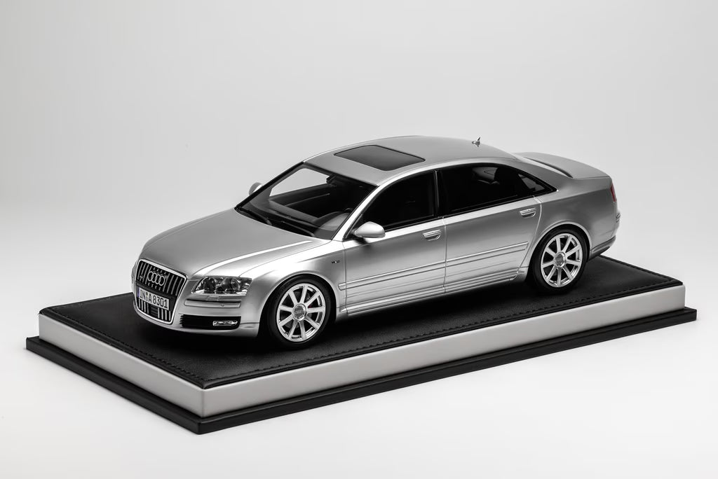 [ Pre-order ] MH030ISM MOTORHERIX 1:18 Audi A8 L W12 2008 Ice Silver Metallic