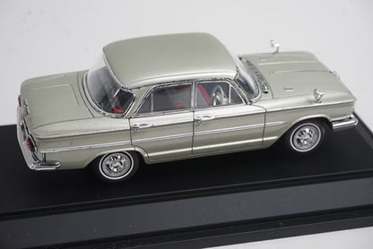 1:43 EBBRO 43569 Nissan Prince Gloria Super 6 1963 Gold
