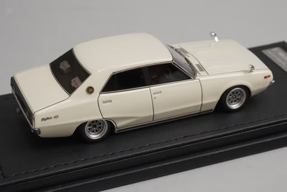 1:43 ignition model IG0385 Nissan Skyline 2000 GT-X (GC110) White