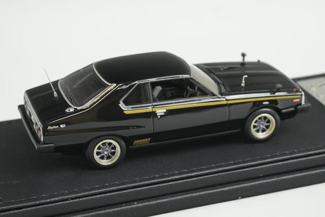 1:43 ignition model T-IG4306 Tomytec Seibu Keisatsu Nissan Machine X (Silver Wheels)