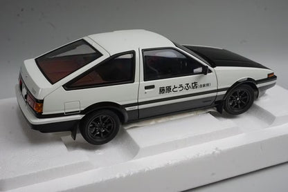 1:18 AUTOart 78786 Toyota Sprinter Trueno (AE86) Initial D Project D Final Version