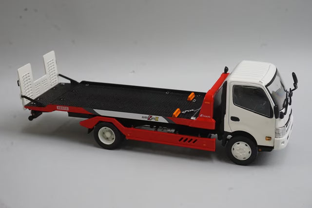1:43 KYOSHO 67391W Hino Dutro Far East Flat Top Zero II White
