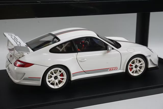 1:18 AUTOart 78147 Porsche 911 (997) GT3 RS 4.0 White
