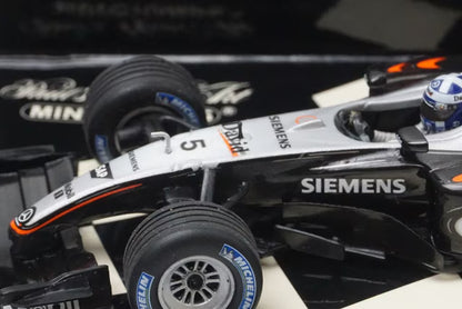 1:43 MINICHAMPS 530044305 McLaren Mercedes MP4-19 #5 D. Coulthard
