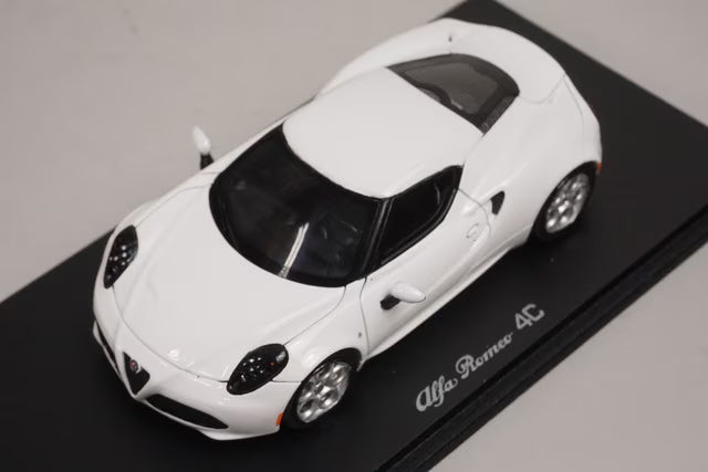 1:43 Spark S3894 Alfa Romeo 4C White