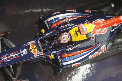 1:43 MINICHAMPS 413110401 Red Bull Racing RB7 Monaco GP 2011 #1 model car