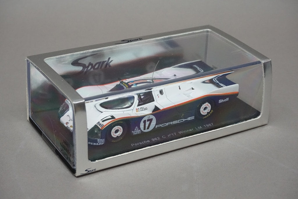 1:43 SPARK S0942 Porsche 962C Le Mans Winner 1987 #17 Rothmans color with decal