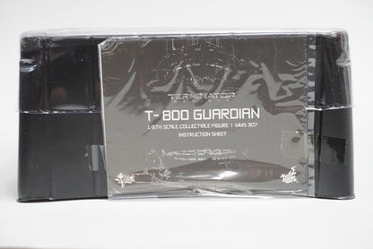 1:6 Hot Toys Movie Masterpiece Terminator: Genisys T-800 / Guardian Figure