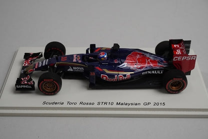 1:43 SPARK S4618 Scuderia Toro Rosso STR10 Malaysia GP 2015 #33 M.Verstappen model car