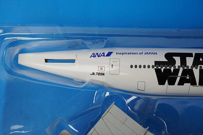 1:200 B777-300ER ANA STAR WARS BB-8 JA789A NH20095 ANA airplane model
