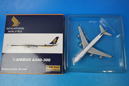 1:400 A340-300 Singapore CELESTAR 9V-SJB 10293 Phoenix airplane model