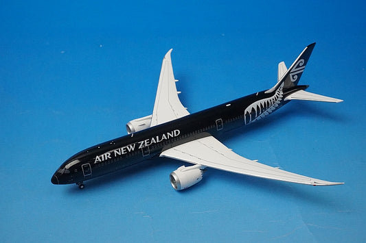 1:400 B787-9 Air New Zealand ZK-NZE GJANZ1405 Gemini