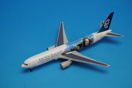 1:500 B767-300 Air New Zealand/The Lord of the Rings Aragorn ZK-NCG 504447 Herpa