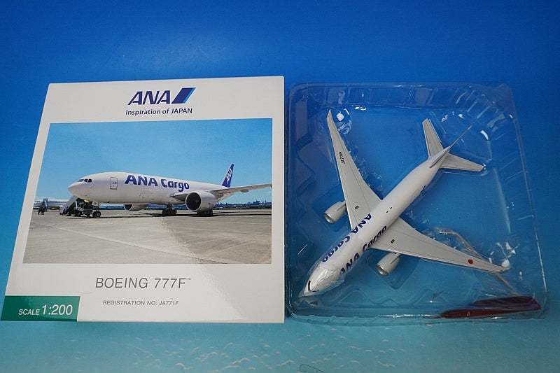 1:200 B777F ANA Cargo with gear JA771F NH20140 ANA airplane