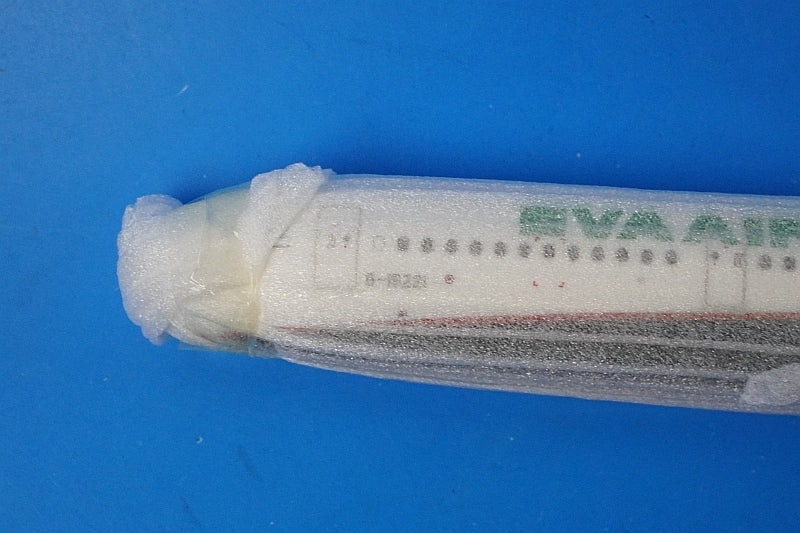 1:200 Airbus A321-200 EVA Air New Paint B-16221 10406 Hogan airplane model