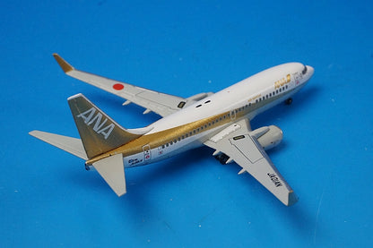 1:400 B737-700 ANA Gold Jet JA01AN NH40029 ANA