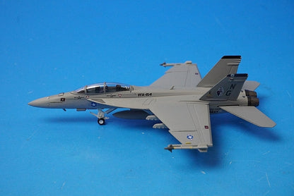 1:200 F/A-18F USN VFA-154 Black Knights NG101 6146 Hogan airplane model