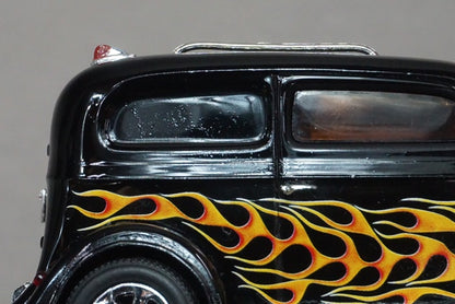 1:43 MINICHAMPS 400142260 American Hot Rod Black with flames