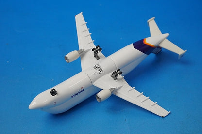 1:500 A300-600ST Beluga No. 5 No registration number 512077 Herpa airplane model