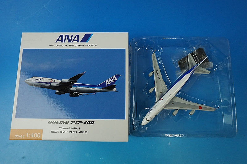 1:400 B747-400 ANA Yokoso! JAPAN JA8958 NH40004 ANA airplane model