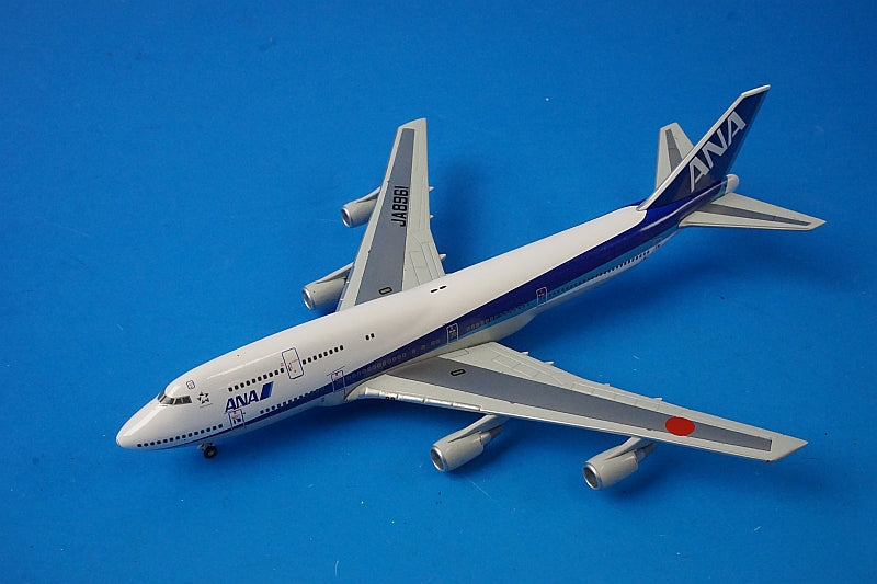 1:400 B747-400D ANA Last Flight Haneda Airport 408 spot apron board, ground vehicle (white) 17 set included JA8961 NHG40087 ANA