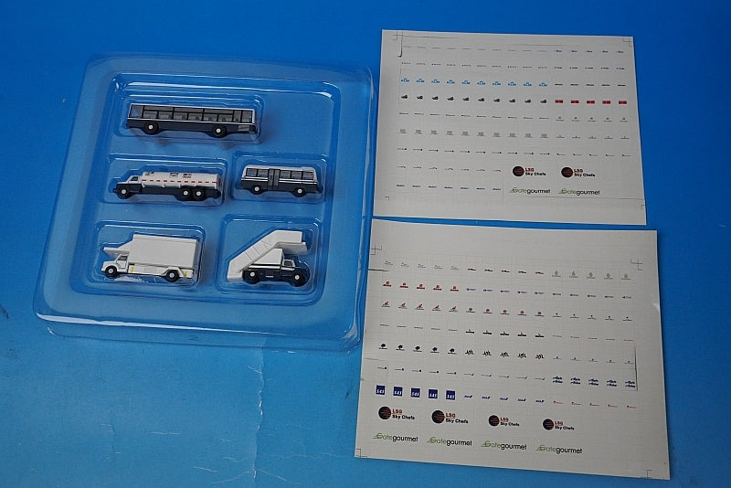 1:200 Airport Diorama Ground Service Vehicle Set G2APS450 Gemini airplane model