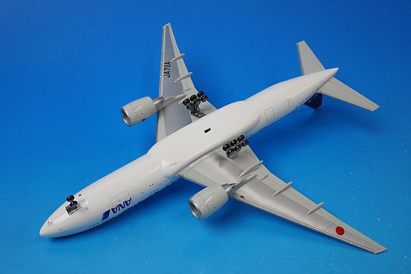 1:200 B777-200 ANA Star Alliance livery JA711A NH20711 ANA airplane model