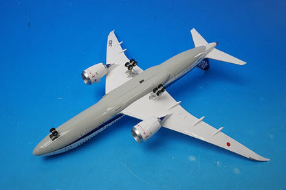 1:200 B787-8 ANA with Rolls-Royce emblem JA803A NH20042 ANA airplane model