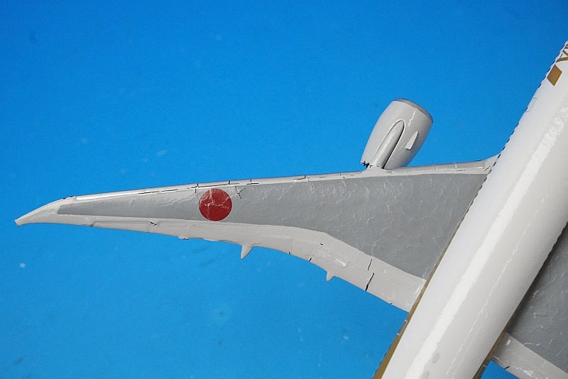 1:400 B787 ANA Gold Jet JA787C Junk Item 10136 Phoenix airplane model