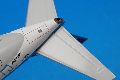 1:200 B737-500 ANA Inspiration of JAPAN JA301K EW2735001 JC Wings airplane model