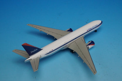 1:400 B777-232 DELTA Airlines N866DA 55237 Dragon