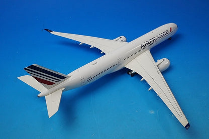 1:200 A350-900 Air France F-HTYB 559980 Herpa airplane model